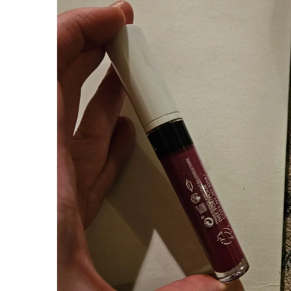 NEW! CoverGirl Outlast Ultimatte Liquid Lipstick 140 Hello Merlot ~ Vegan